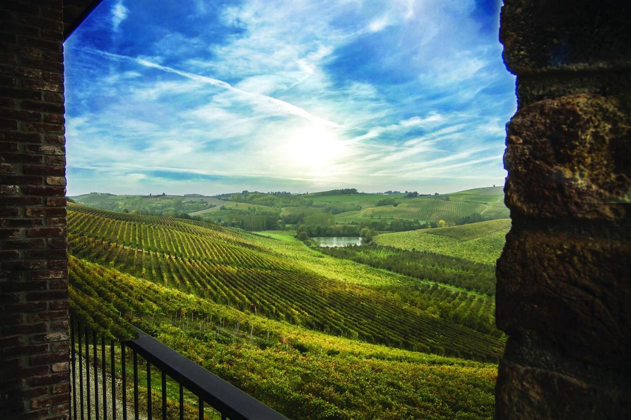 Montalbera Wine Suites Montemagno  Kültér fotó