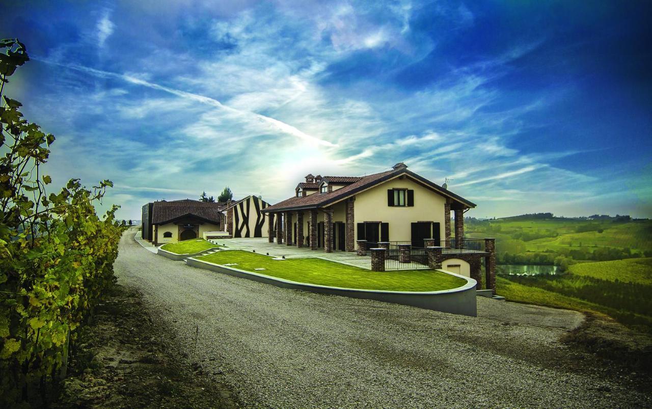 Montalbera Wine Suites Montemagno  Kültér fotó
