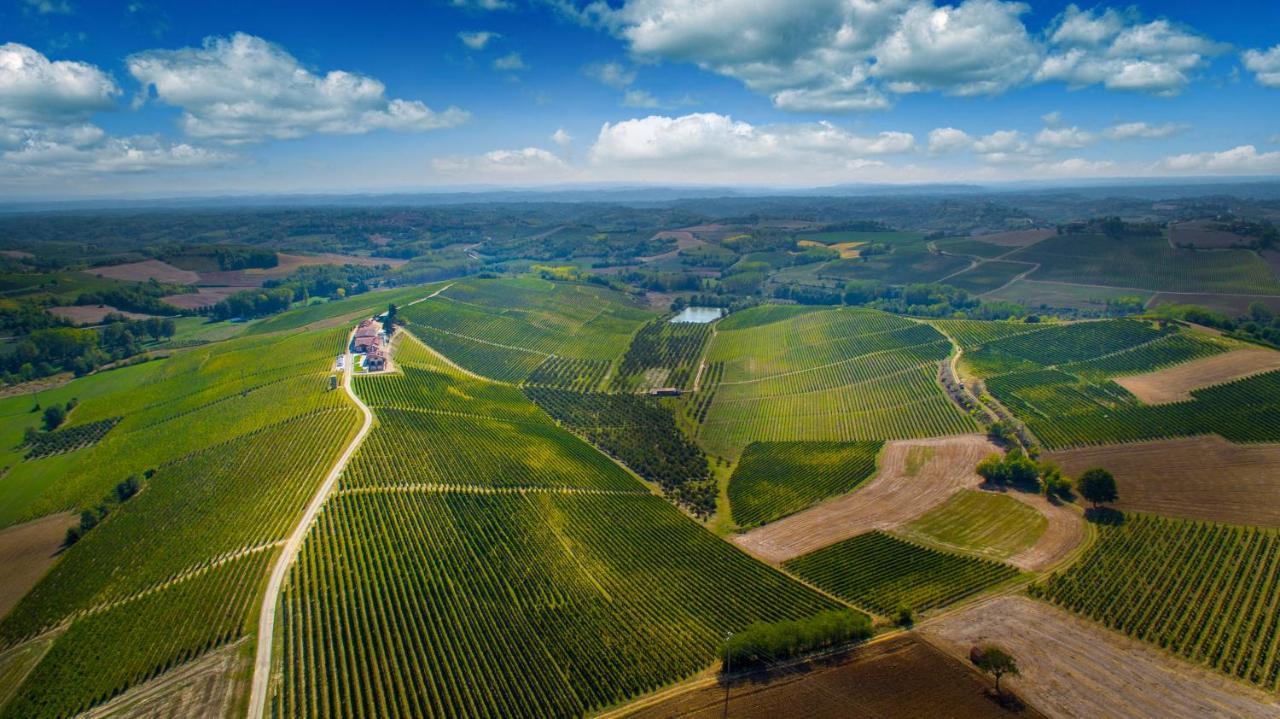 Montalbera Wine Suites Montemagno  Kültér fotó