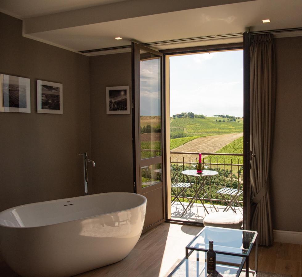 Montalbera Wine Suites Montemagno  Kültér fotó